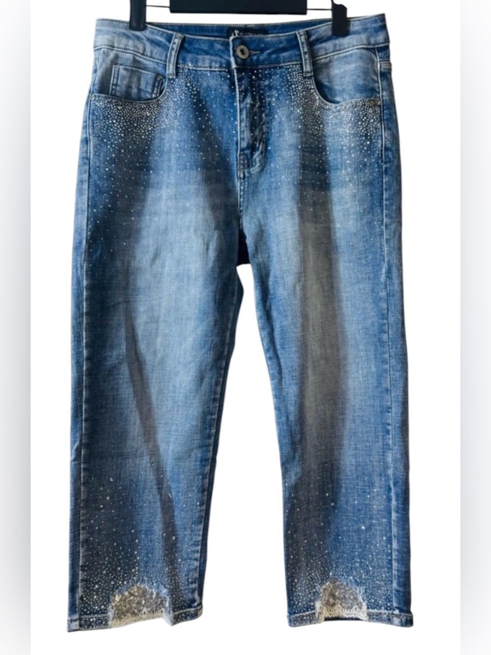 Alison Sheri‎ Sequin Embellished Denim Capris Rise 11” Inseam 22” size L NWT